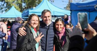 Achával acompañó a los vecinos en el Mercado de Productores Familiares de Derqui