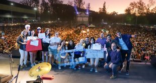 Achával acompañó a los ganadores de los puestos escolares