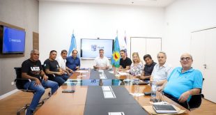 El intendente Achaval firma acuerdo paritario 2023