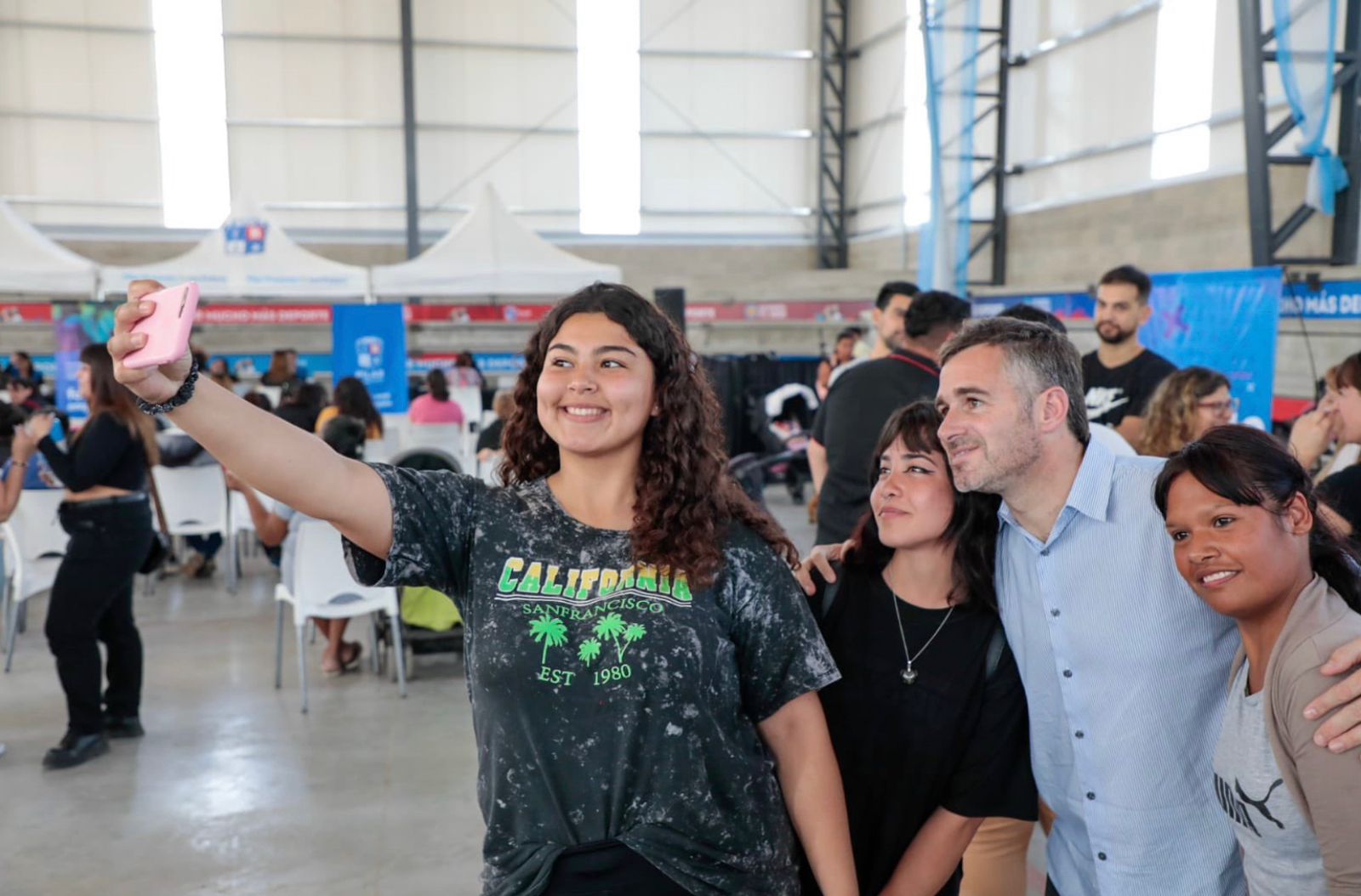 Achával en Derqui: «Con un Estado presente acompañamos a los jóvenes para que cumplan sus sueños»