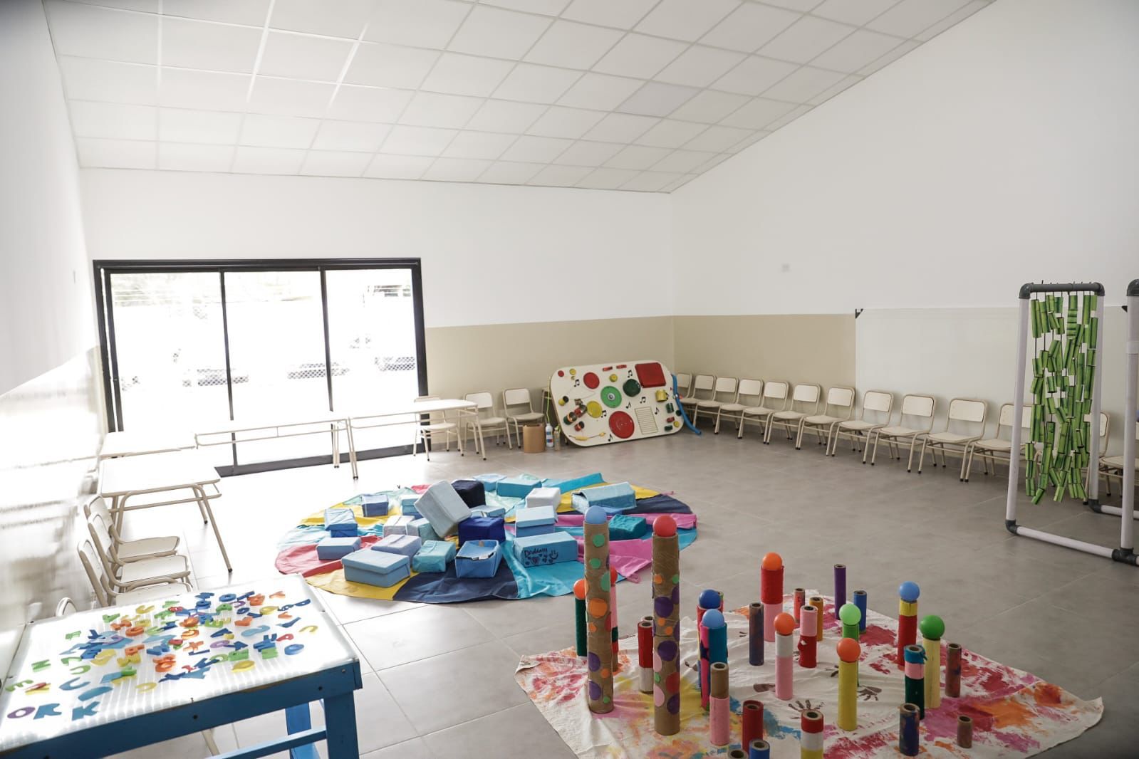 Achával inauguró la escuela número 24 de su gestión: “Cumplimos el compromiso con nuestro pueblo”