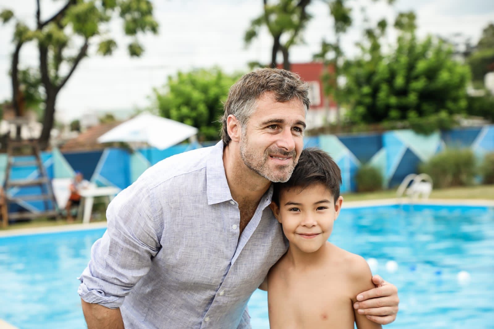 Achával acompañó a las familias que disfrutan de “Pilar al agua” en los clubes