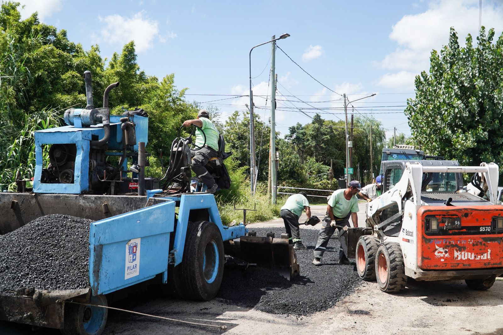El Municipio realizó nuevos trabajos de bacheo en Villa Rosa
